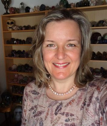 Helaria Helaria Nicole Maria Hermann Kristallschädel kaufen